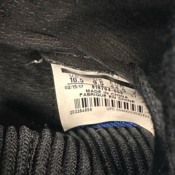 Nike Air Jordan 1 Retro High OG Flyknit 'Royal’ - Picture 7 of 10